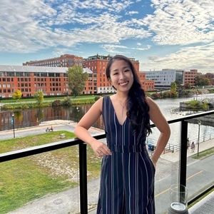 Meet your Posher, Angela